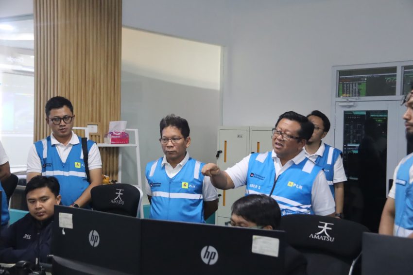 GM PLN UID Lampung Pantau Sistem Kelistrikan, Pastikan Pasokan Andal Jelang HUT ke-81 RI