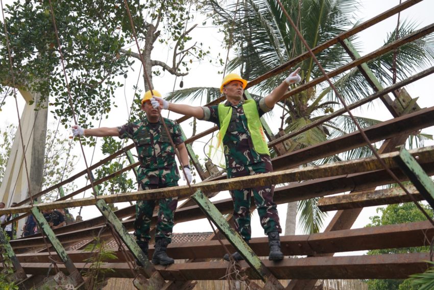 Danrem Gatam: Jembatan Ini Penghubung Harapan dan Masa Depan Anak-Anak