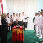 Bupati Ela Lantik Lima Kepala Desa PAW